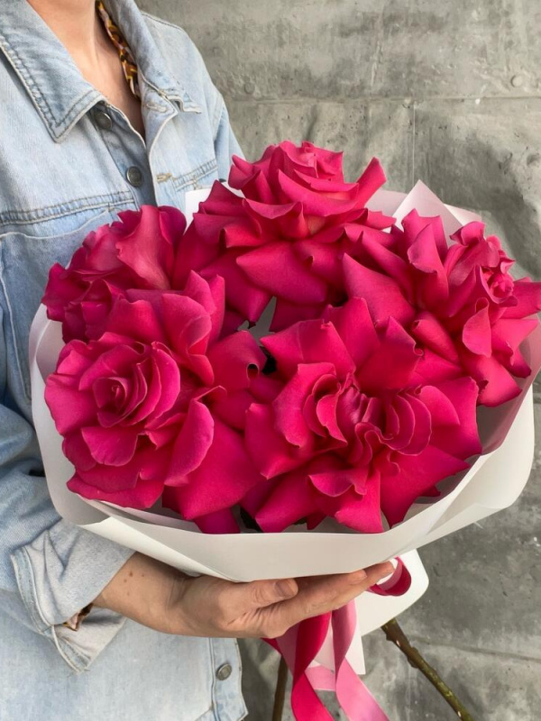 Монобукет из 5 ароматных роз